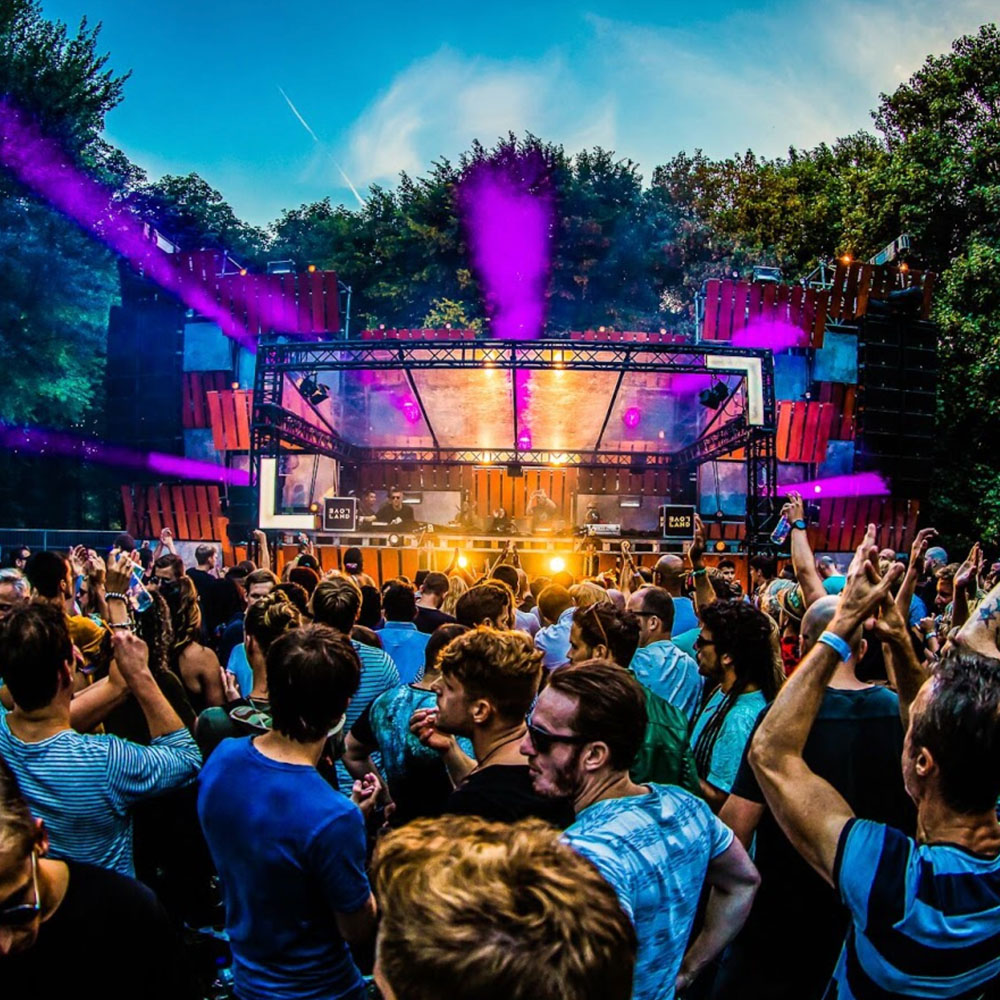 ESL bij Loveland Festival